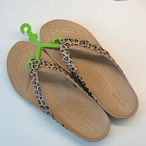 Women’s Crocs Flip Flops